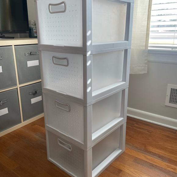Stackable Storage - Picture 2 of 3